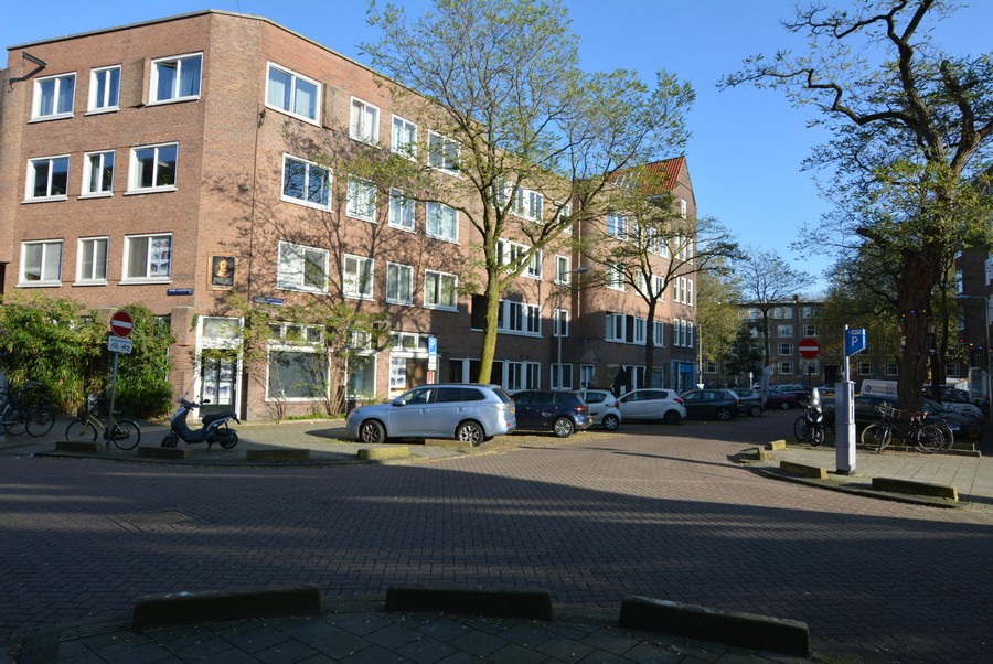anaf Maarten Harpertszoon Trompstraat vanaf Reinier Claeszenstraat-1