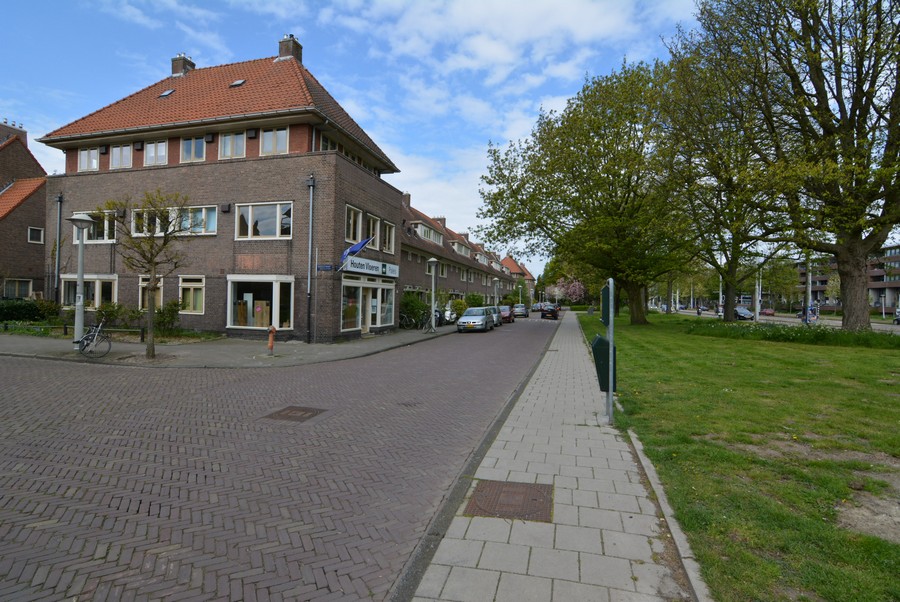 Middenweg vanaf Sikkelstraat
